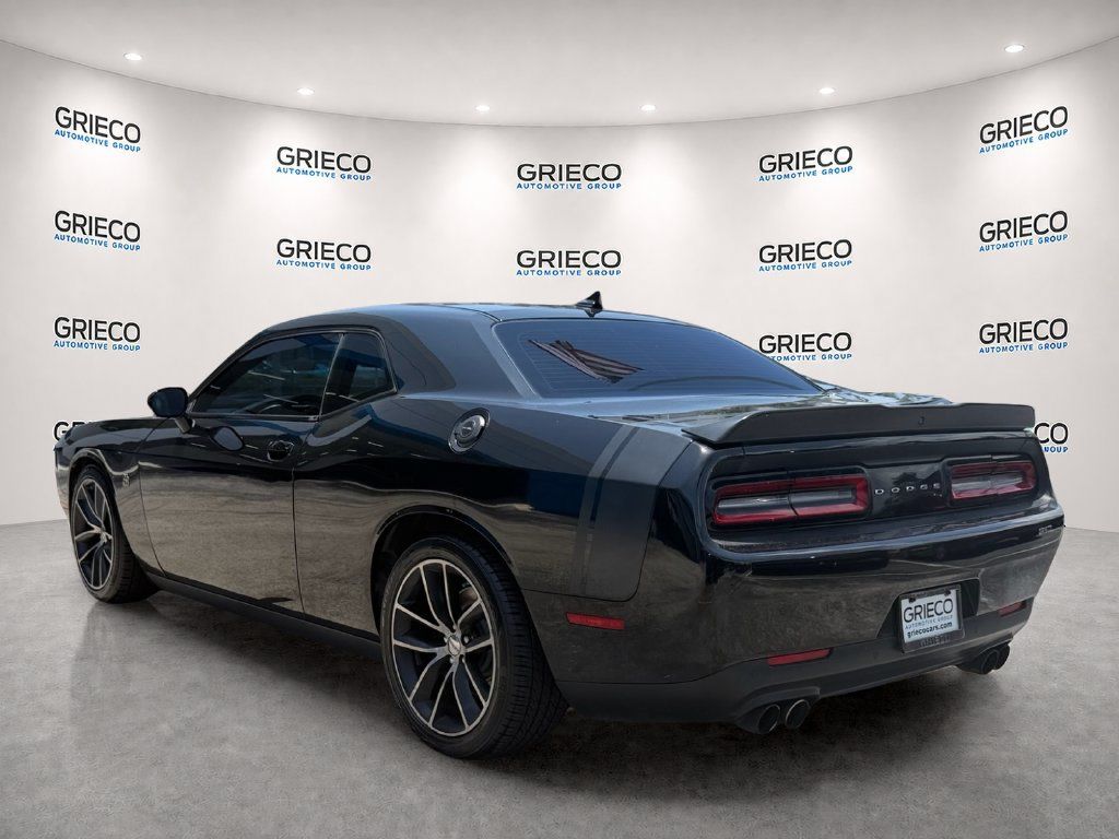 Used 2016 Dodge Challenger R/T Scat Pack RWD image 5