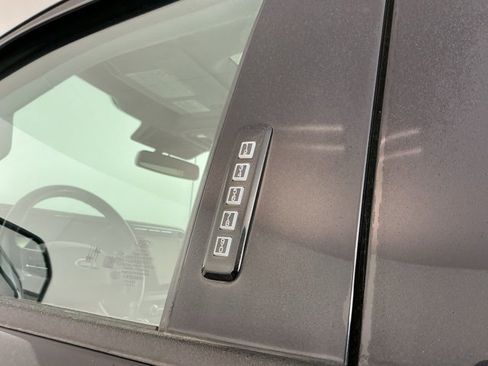 Used 2023 Ford F350 Lariat w/ Lariat Ultimate Package image 14