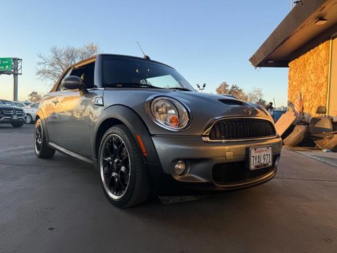 Used 2010 MINI Cooper S image 9