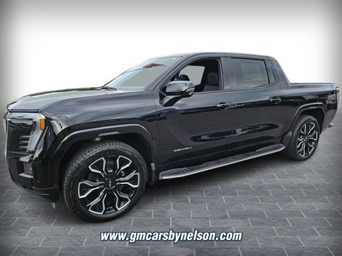 New 2025 GMC Sierra EV Denali image 3