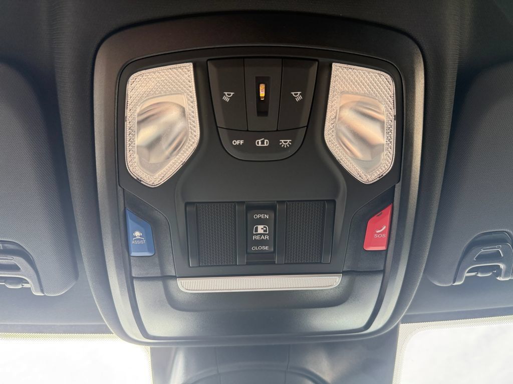 New 2026 RAM 2500 Tradesman AWD/4WD image 25