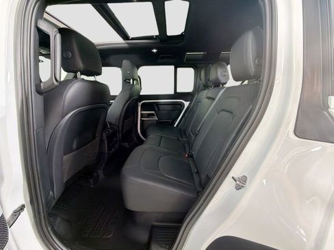 Certified 2023 Land Rover Defender 110 S AWD/4WD image 25