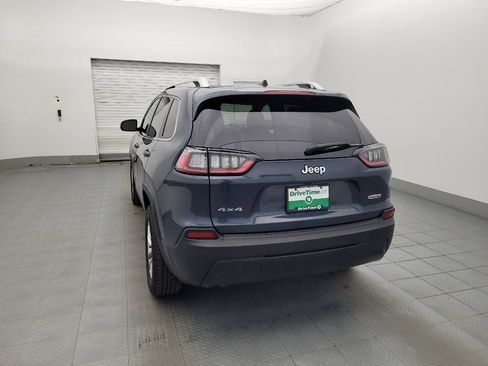 Used 2019 Jeep Cherokee Latitude w/ Popular Appearance Group image 6