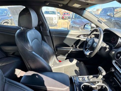Used 2022 Kia Stinger GT-Line w/ Sun & Sound Package image 15