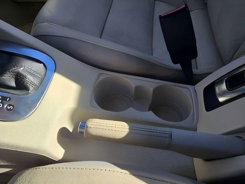 Used 2012 Volkswagen Eos Lux image 19