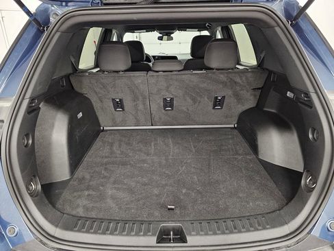 Used 2025 Chevrolet Equinox LT FWD image 23