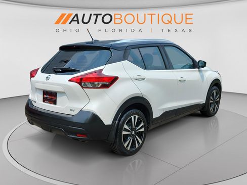 Used 2019 Nissan Kicks SV FWD image 5