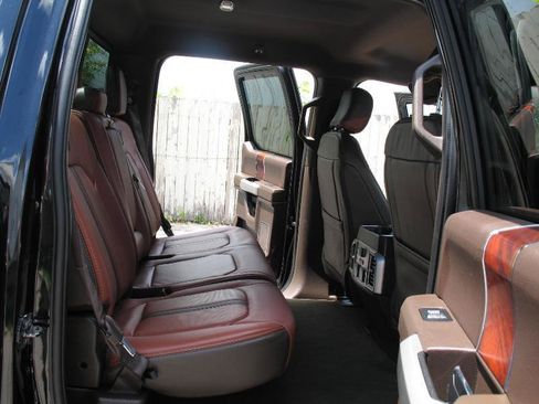 Used 2019 Ford F150 King Ranch w/ Equipment Group 601A Luxury AWD/4WD image 29