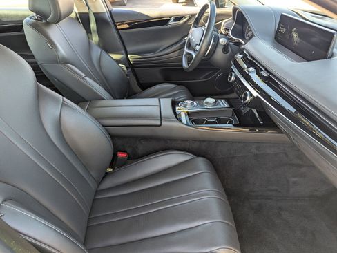 Used 2023 Genesis G80 2.5T image 12