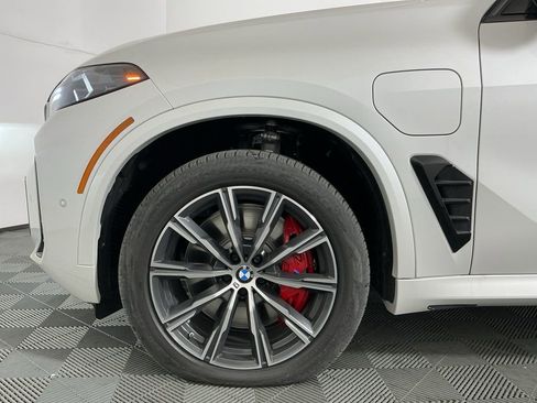 New 2026 BMW X5 xDrive50e w/ Executive Package AWD/4WD image 7