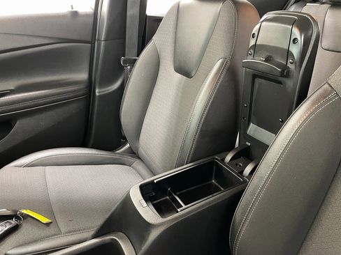 Certified 2024 Buick Encore GX Preferred image 30