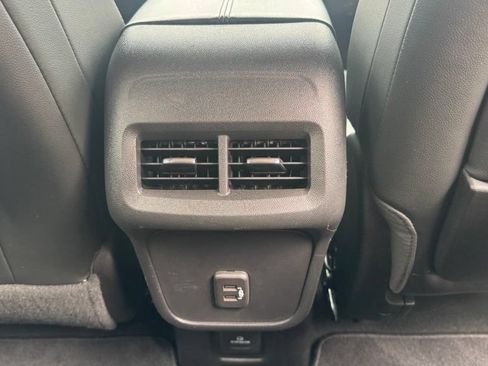 Used 2022 GMC Terrain SLT w/ Elevation Edition FWD image 12