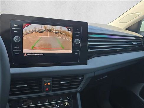 New 2026 Volkswagen Jetta SE FWD image 13
