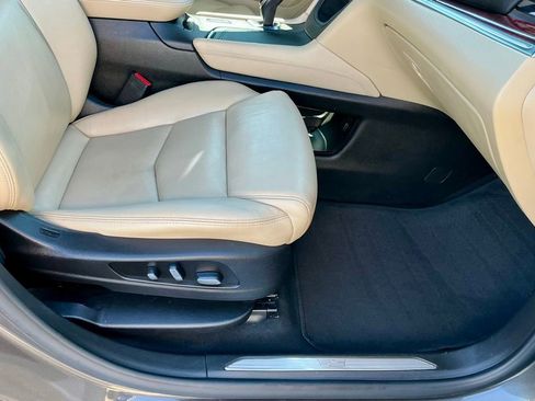 Used 2019 Cadillac XT5 Luxury FWD image 24