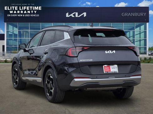 Used 2026 Kia Sportage EX w/ EX Panorama Roof Package FWD image 4