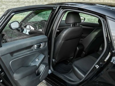 Used 2023 Honda Civic Sport image 20