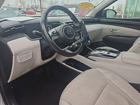 Used 2024 Hyundai Tucson Limited image 17