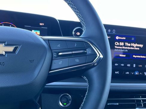 New 2026 Chevrolet Traverse LT image 29