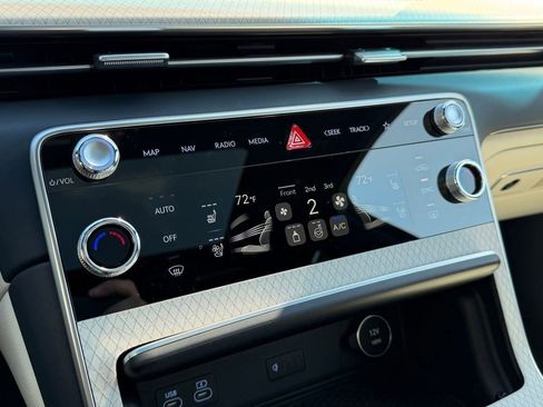 New 2026 Genesis GV80 3.5T Prestige image 11