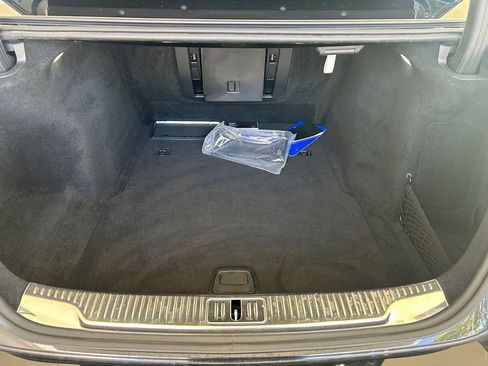 Used 2022 Mercedes-Benz S 580 4MATIC Sedan w/ Rear Seat Package image 36