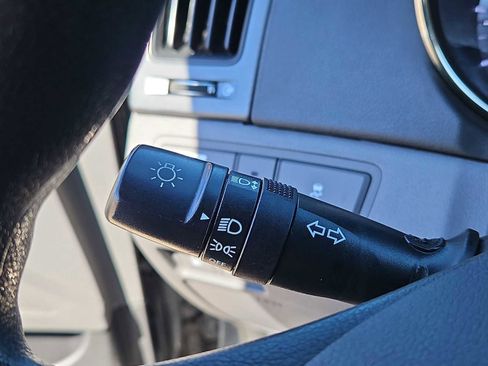 Used 2012 Hyundai Sonata GLS image 26