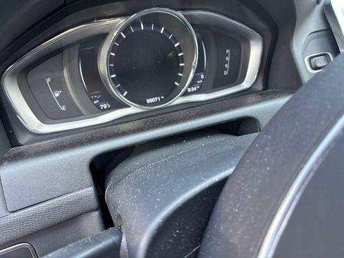 Used 2016 Volvo XC60 T5 Premier w/ Protection Package AWD/4WD image 5