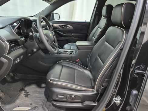 Used 2022 Chevrolet Traverse Premier AWD/4WD image 12