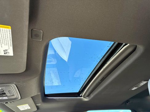 Certified 2024 Chevrolet Silverado 2500 LTZ w/ LTZ Premium Package image 11