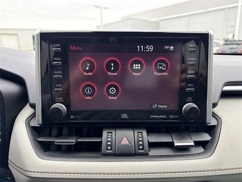 Used 2021 Toyota RAV4 XLE Premium image 24