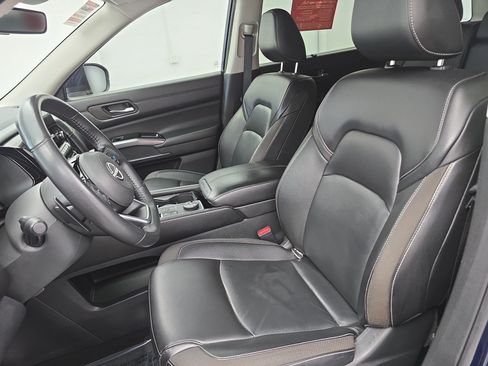 Certified 2023 Nissan Pathfinder SL AWD/4WD image 16
