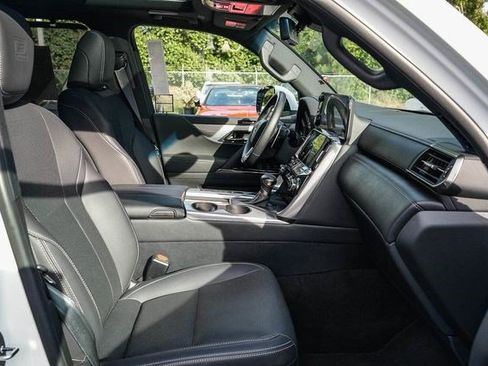 Used 2024 Lexus LX 600 F Sport AWD/4WD image 18