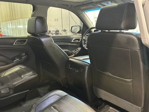 Used 2018 GMC Yukon Denali w/ Denali Ultimate Package AWD/4WD image 32
