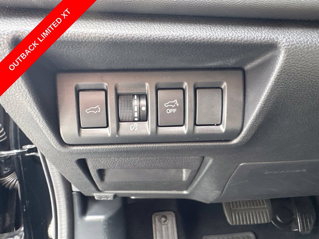 Used 2022 Subaru Outback Limited XT w/ Popular Package #2 AWD/4WD image 16
