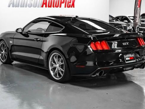 Used 2017 Ford Mustang GT Premium RWD image 9