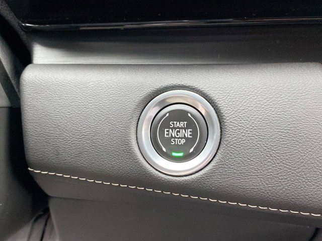 Used 2023 Cadillac Escalade ESV Luxury AWD/4WD image 18
