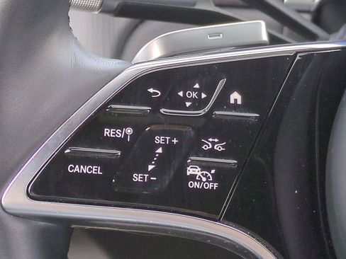 Used 2023 Mercedes-Benz S 580 4MATIC Sedan w/ AMG Line image 25