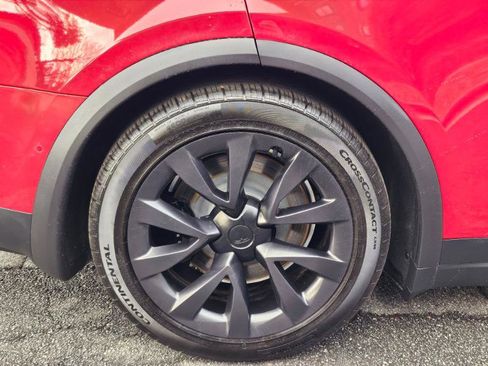 Used 2022 Tesla Model X image 16