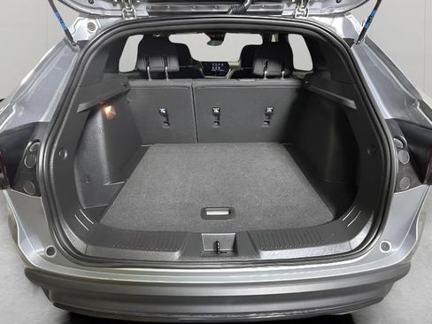Certified 2024 Chevrolet Trax RS w/ Sunroof Package FWD image 29