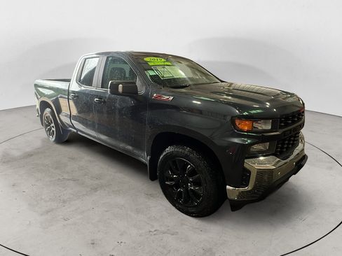 Used 2019 Chevrolet Silverado 1500 W/T w/ WT Safety Package AWD/4WD image 8
