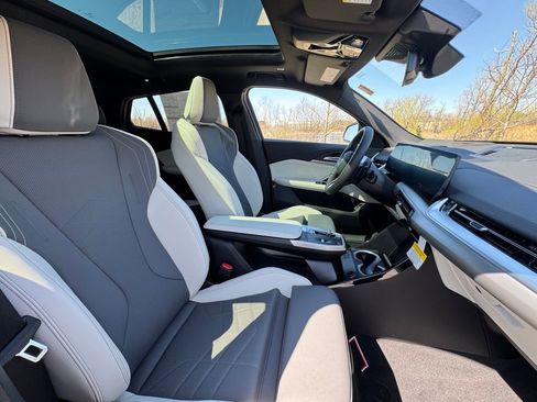 New 2026 BMW X2 xDrive28i image 27