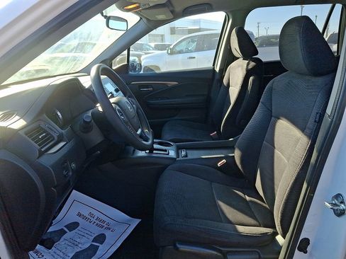 Used 2018 Honda Pilot LX image 13