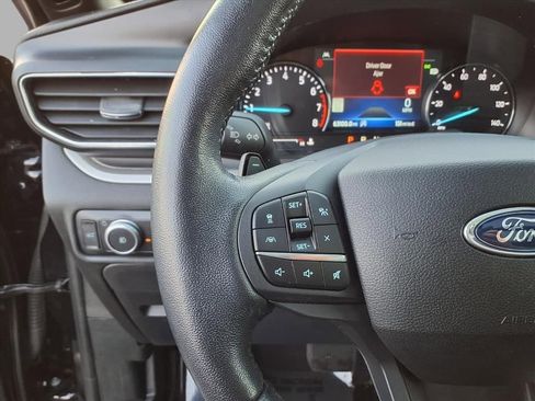 Used 2020 Ford Explorer XLT w/ Equipment Group 202A image 11