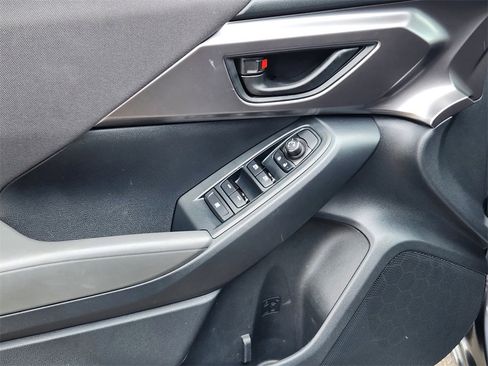 Used 2025 Subaru Impreza 2.0i image 26