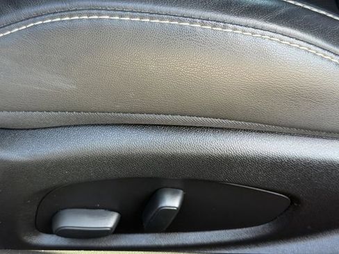 Used 2018 Chevrolet Camaro LT image 23