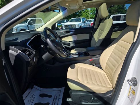Used 2020 Ford Edge SEL w/ Convenience Package AWD/4WD image 11