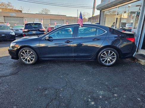 Used 2019 Acura TLX V6 SH-AWD image 2