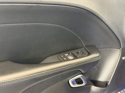 Used 2019 Dodge Challenger R/T Scat Pack RWD image 14
