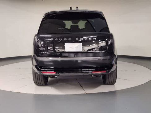 New 2026 Land Rover Range Rover Long Wheelbase SE AWD/4WD image 10