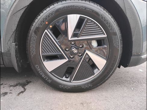 New 2026 Hyundai Ioniq 5 SE image 9