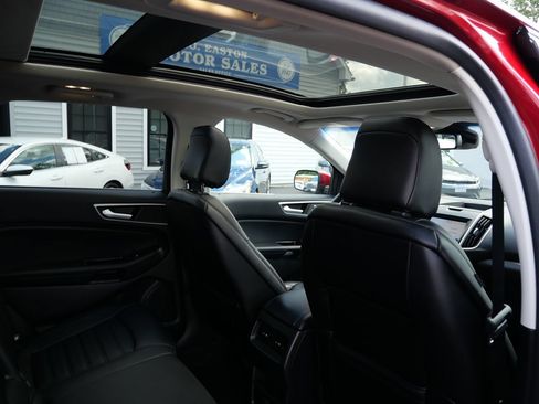 Used 2020 Ford Edge SEL w/ Cold Weather Package AWD/4WD image 26